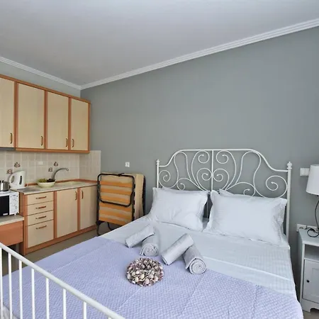 Chrysa Studio - Halkidiki Apartment *